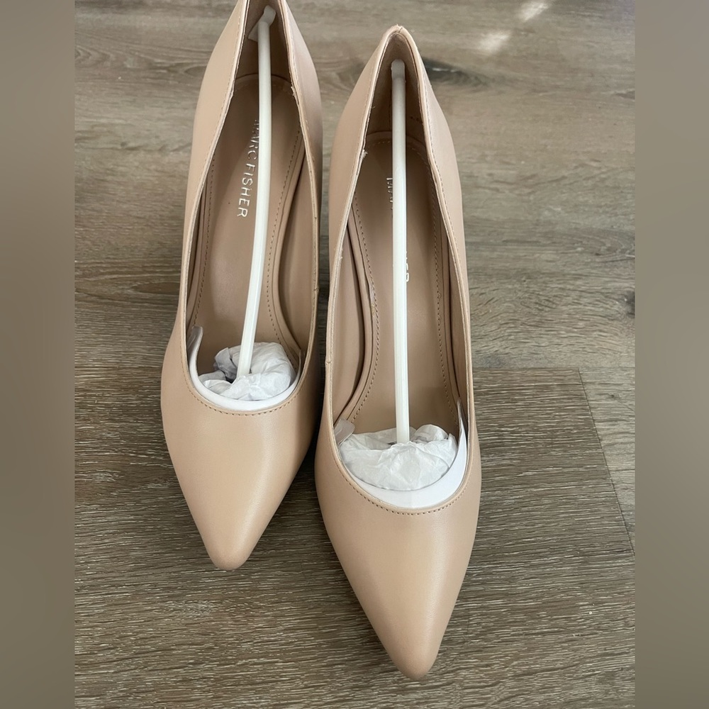 Marc Fisher Georgy Block Heel